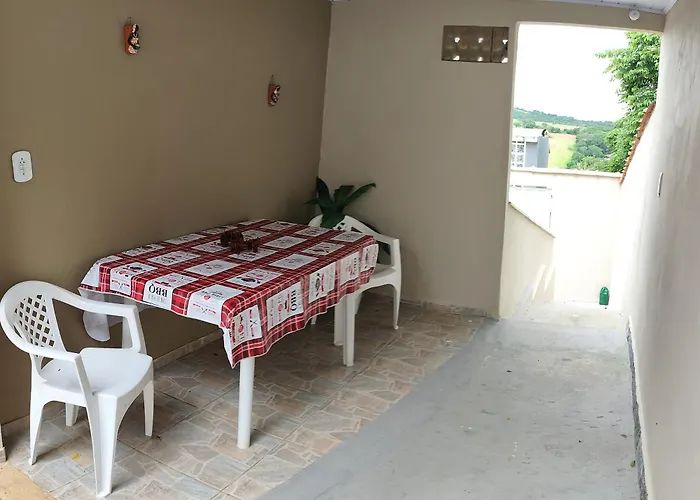 Casa Temporada Espaco Sara Com Piscina, Churrasqueira Totalmente Privada A 5Min Do Centro E Do Parque Das Aguas