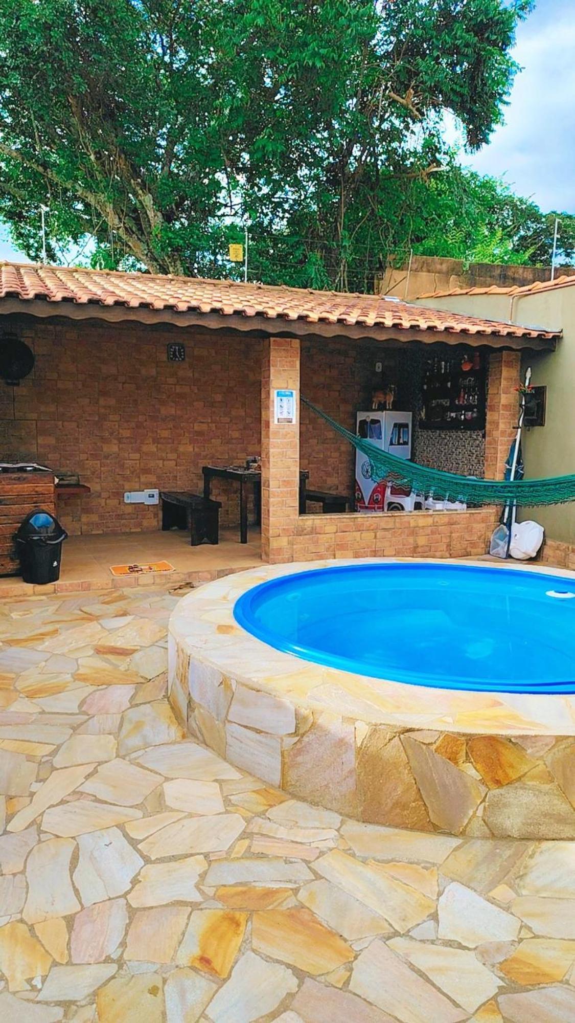 Holiday home Casa Temporada Espaco Sara Com Piscina, Churrasqueira Totalmente Privada A 5Min Do Centro E Do Parque Das Aguas